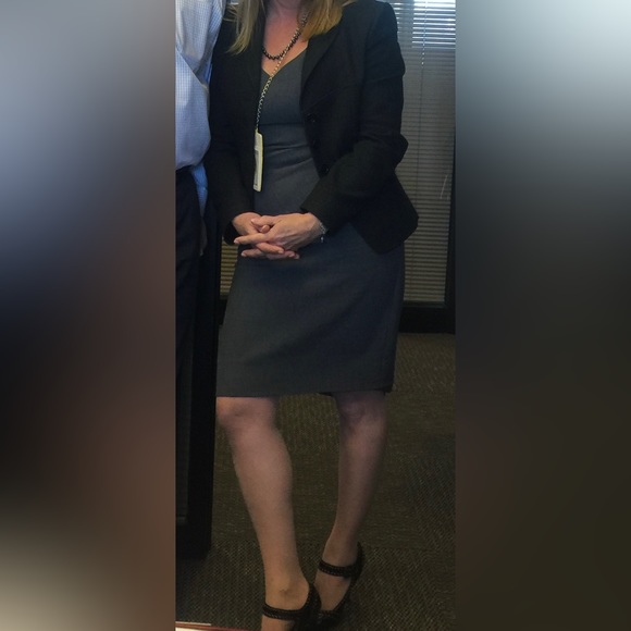 Diane Von Furstenberg dress size 8 - Picture 3 of 3